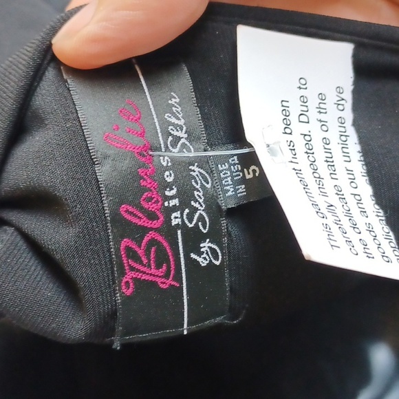 Blondie Nites Black Deep V Formal Evening Gown Jrs, Side Cutout, Front Slit, Sz5 - Picture 6 of 7